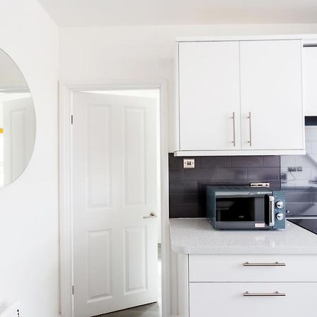 Beach View Luxury Apartment Lyme Regis Bagian luar foto