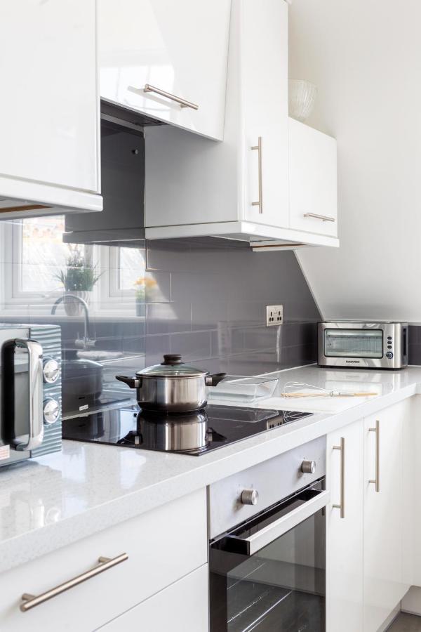 Beach View Luxury Apartment Lyme Regis Bagian luar foto