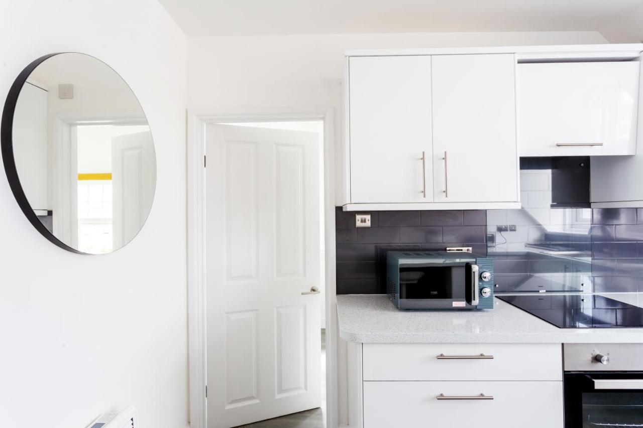 Beach View Luxury Apartment Lyme Regis Bagian luar foto